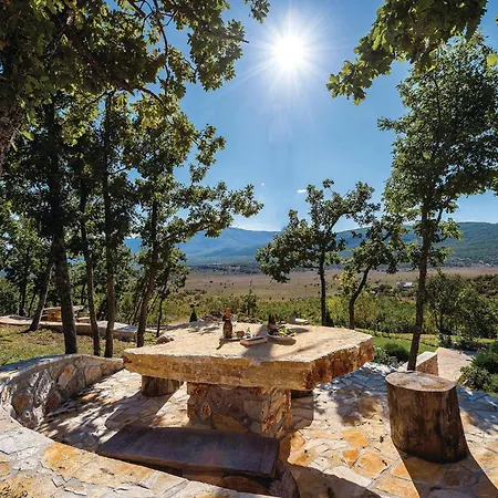 Casa de Férias Four-bedroom In *