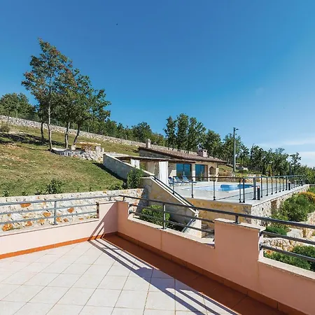 Nyaraló Four-bedroom In *