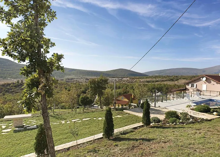 Four-bedroom In Kijevo