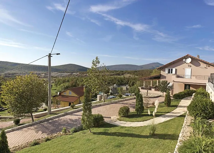 Four-bedroom In Kijevo