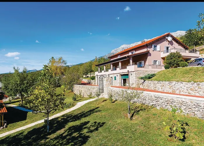 Four-bedroom In * Kijevo