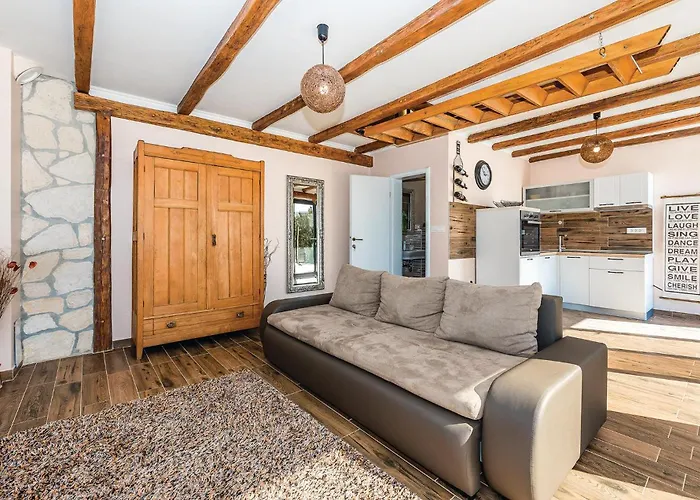 Four-bedroom In Nyaraló *